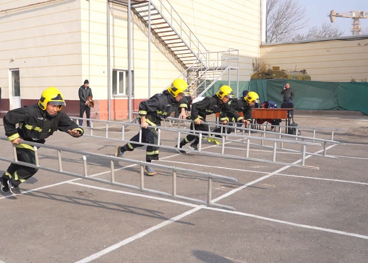 Sirdaryo viloyatida "A'lochi xodim" ko‘rik-tanlovining Respublika bosqichi o‘tkazilmoqda