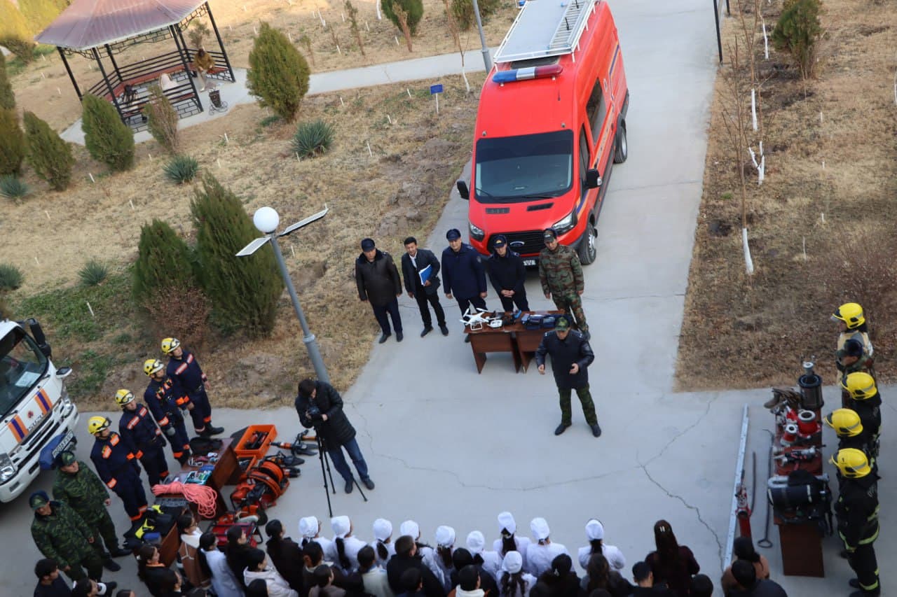 Qoraqalpog'iston Respublikasida "Rahbar va yoshlar" uchrashuvi o‘tkazildi