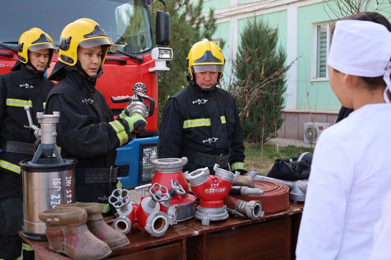 Qoraqalpog'iston Respublikasida "Rahbar va yoshlar" uchrashuvi o‘tkazildi