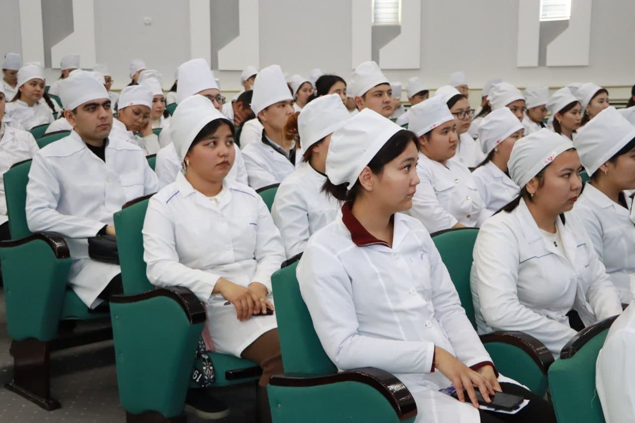 Qoraqalpog'iston Respublikasida "Rahbar va yoshlar" uchrashuvi o‘tkazildi