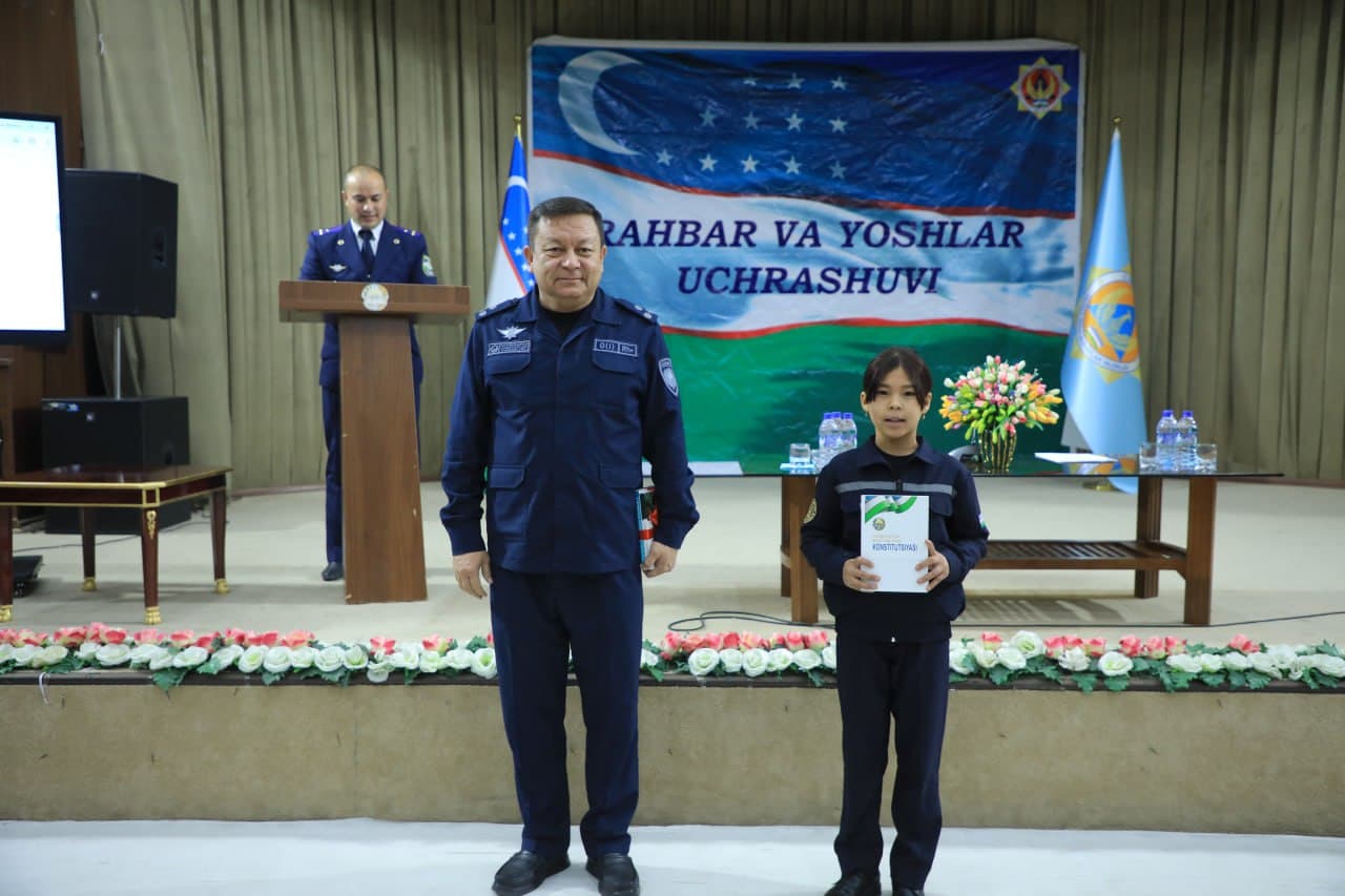 "Konstitutsiya — bosh qomusimiz" shiori ostida ma'naviy-ma'rifiy tadbirlari o‘tkazildi
