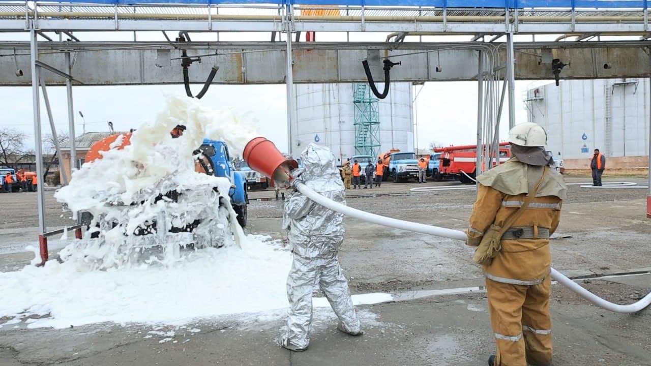 Sirdaryo viloyatining Mirzaobod va Sirdaryo tumanlarida FVDT quyi tizimlarining boshqaruv organlari, kuch va vositalari bilan hamkorlikdagi qoʻmondonlik-shtab oʻquv mashqi oʻtkazilmoqda.