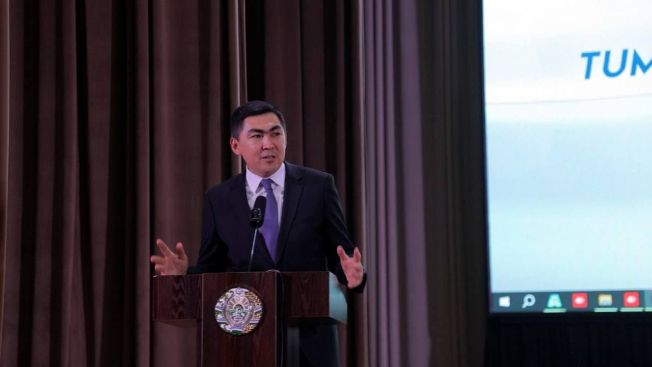 FVV “Eng namunali vazirlik va idora” tanlovida “Eng faol kitobxon vazirlik” nominatsiyasi gʻolibligini qoʻlga kiritdi