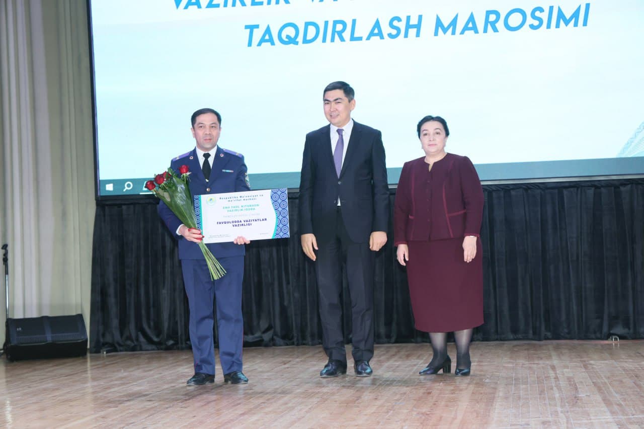 FVV “Eng namunali vazirlik va idora” tanlovida “Eng faol kitobxon vazirlik” nominatsiyasi gʻolibligini qoʻlga kiritdi