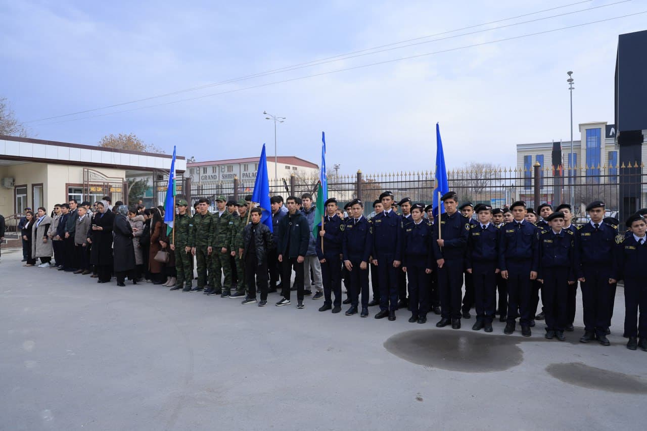 Qashqadaryo va Buxoro viloyatlari Favqulodda vaziyatlar boshqarmalarida OAV vakillari, keng jamoatchilik va yoshlar ishtirokida “Ochiq eshiklar kuni” tadbirlari oʻtkazildi.