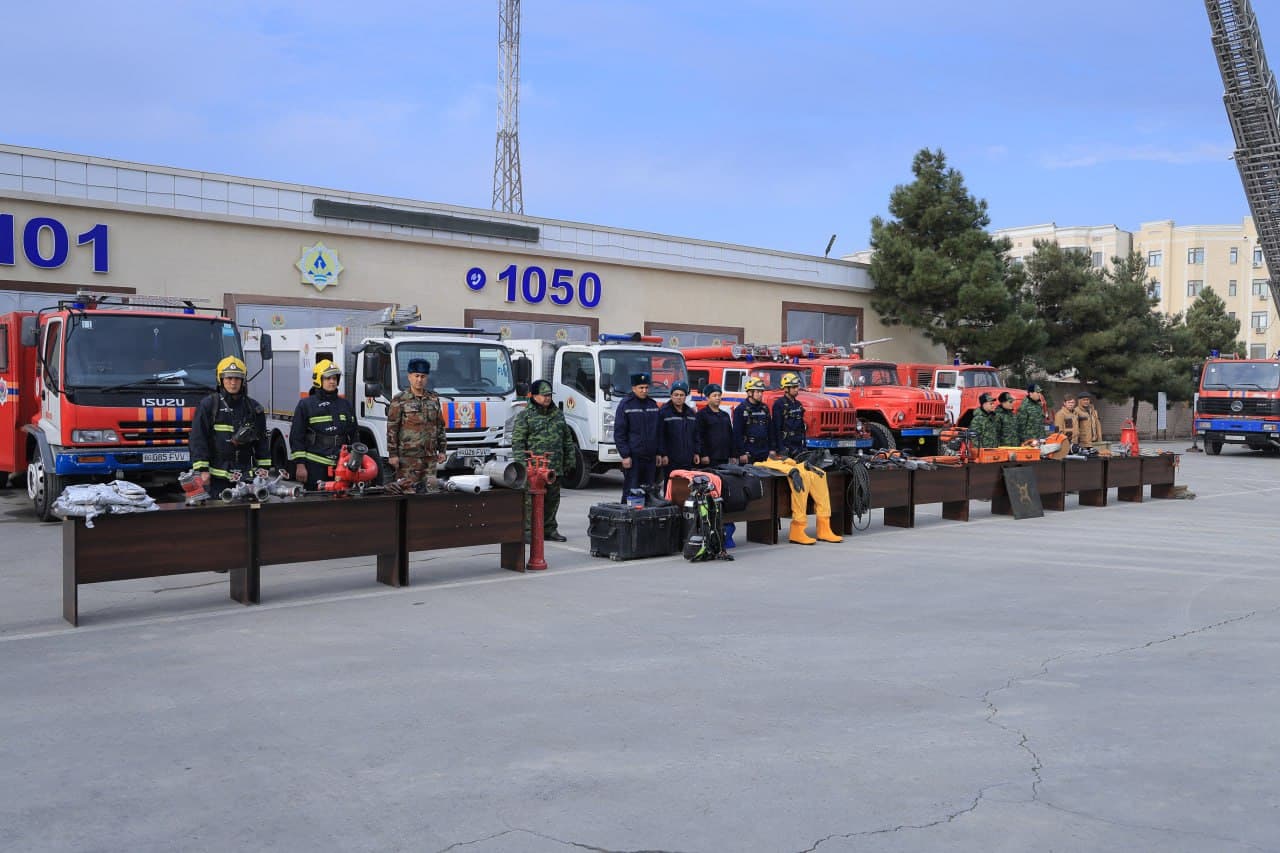Qashqadaryo va Buxoro viloyatlari Favqulodda vaziyatlar boshqarmalarida OAV vakillari, keng jamoatchilik va yoshlar ishtirokida “Ochiq eshiklar kuni” tadbirlari oʻtkazildi.