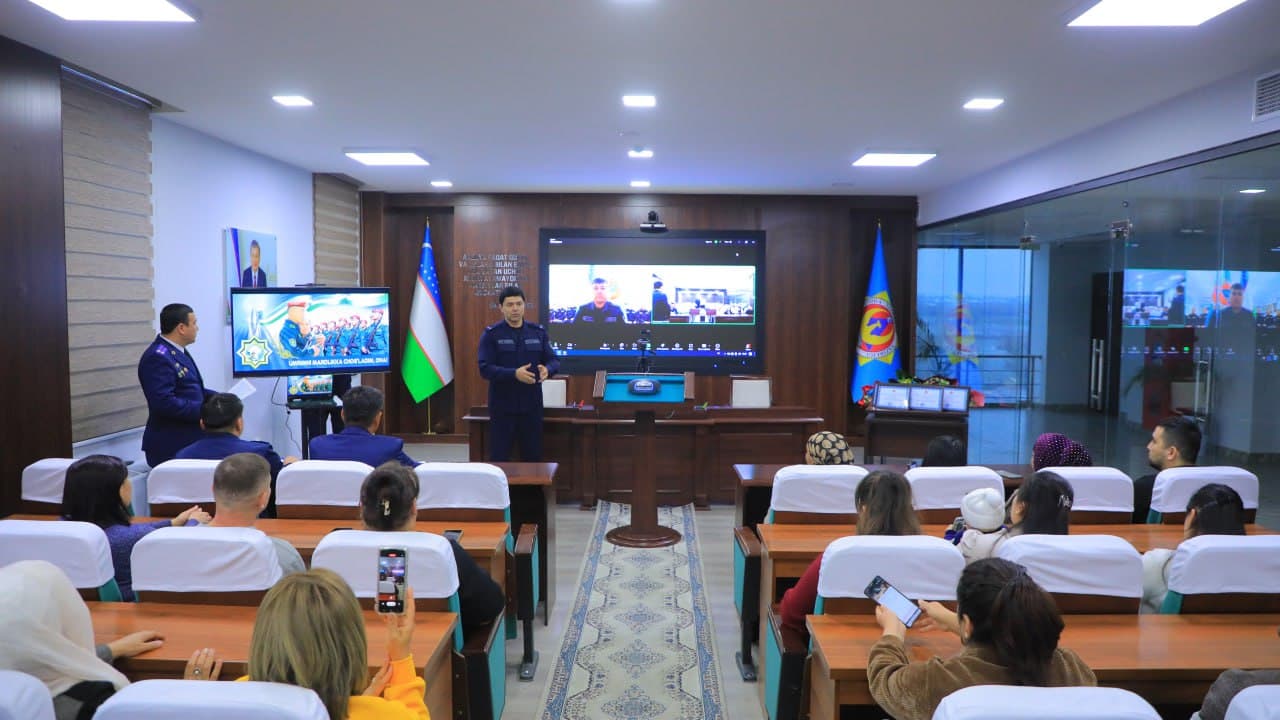 Harbiy-vatanparvarlik oyligi doirasida askar ota-onalari eʼzozlandi