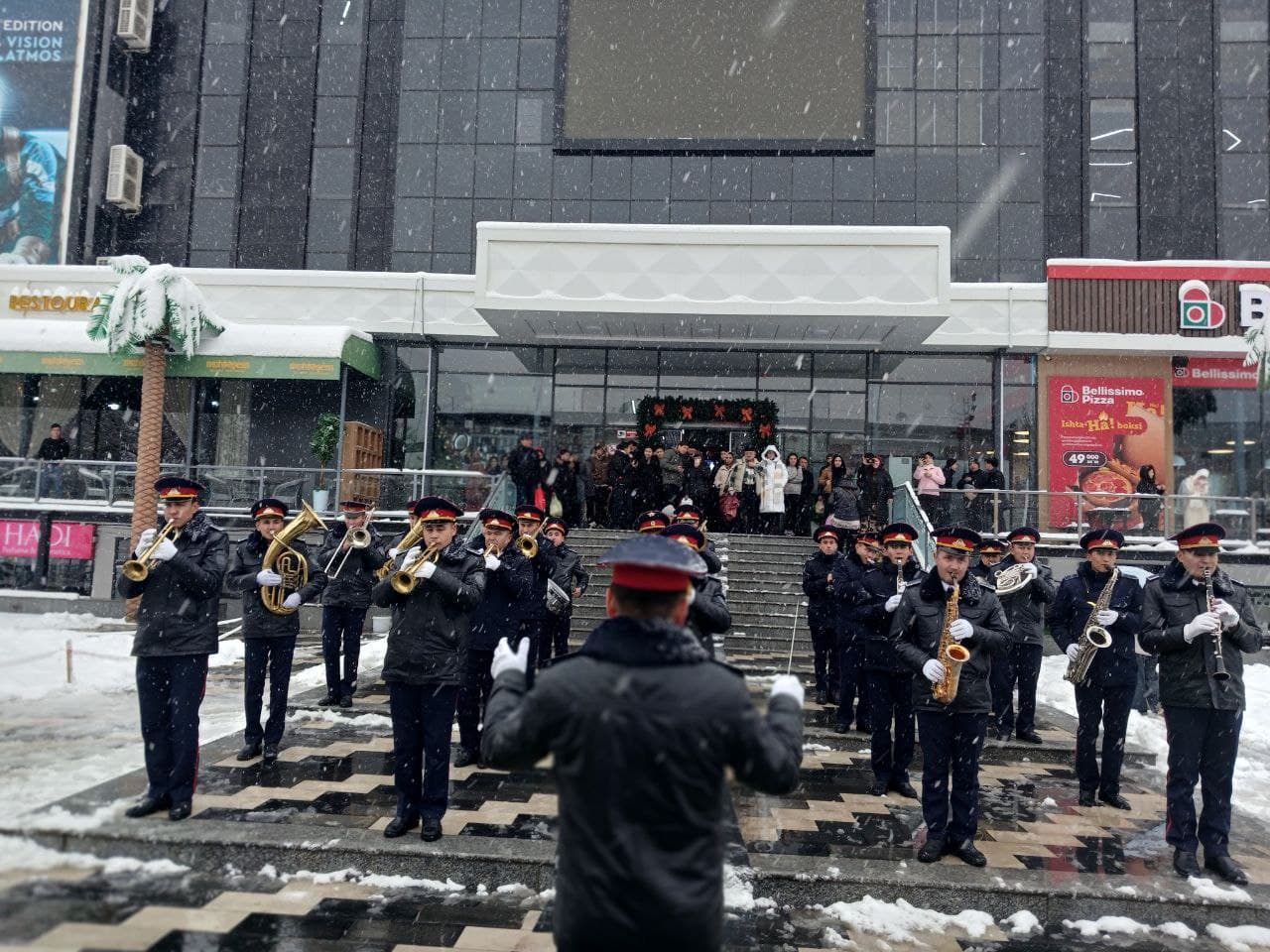 “Milliy armiya – Ona yurt qalqoni, tinchligimiz posboni!”