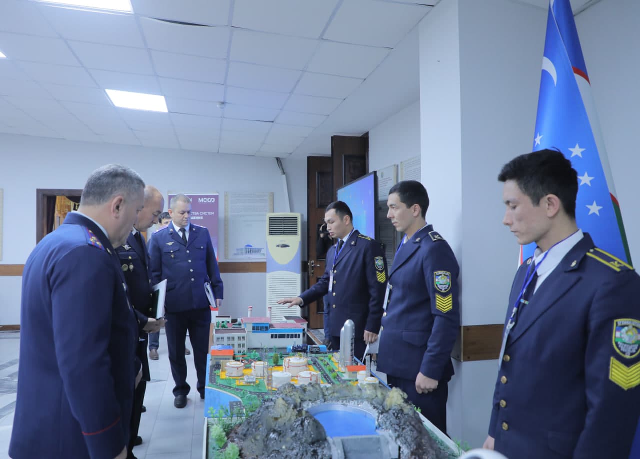 FVV Akademiyasida “O‘ta muhim va toifalangan obyektlarning yong‘in xavfsizligini ta’minlashning dolzarb masalalari: muammo va yechimlar” mavzusida Respublika ilmiy-amaliy anjumani o‘tkazildi