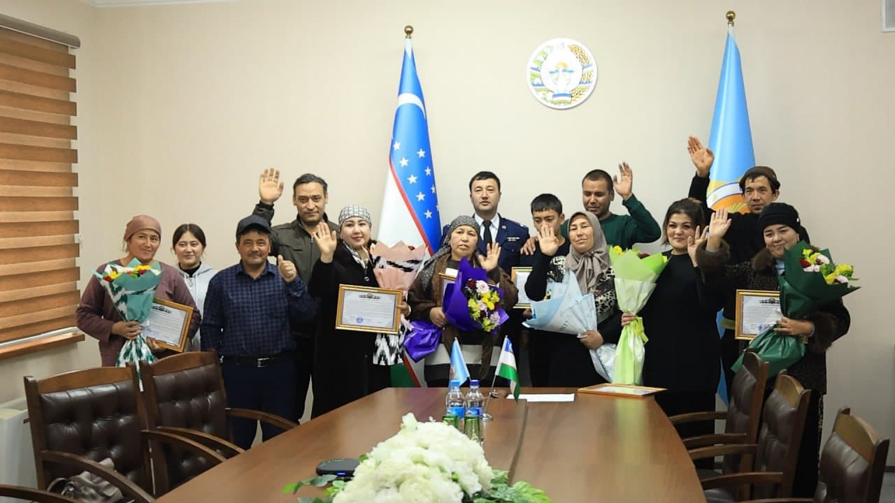 “Qutqaruvchi (askar) ota-onalarini sharaflaymiz”