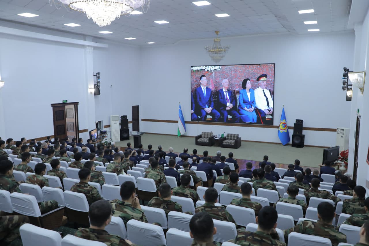 FVV Akademiyasida “Milliy armiya — ona yurt qalqoni, tinchligimiz posboni!” shiori ostida maʼnaviy-maʼrifiy tadbir oʻtkazildi