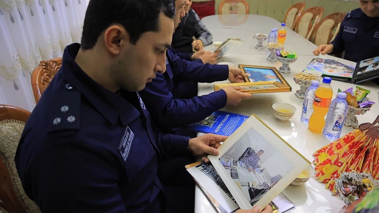 Hududlarda xizmat burchini bajarish chog‘ida halok bo‘lgan harbiy xizmatchilarning oila a’zolari hamda faxriylar holidan xabar olindi