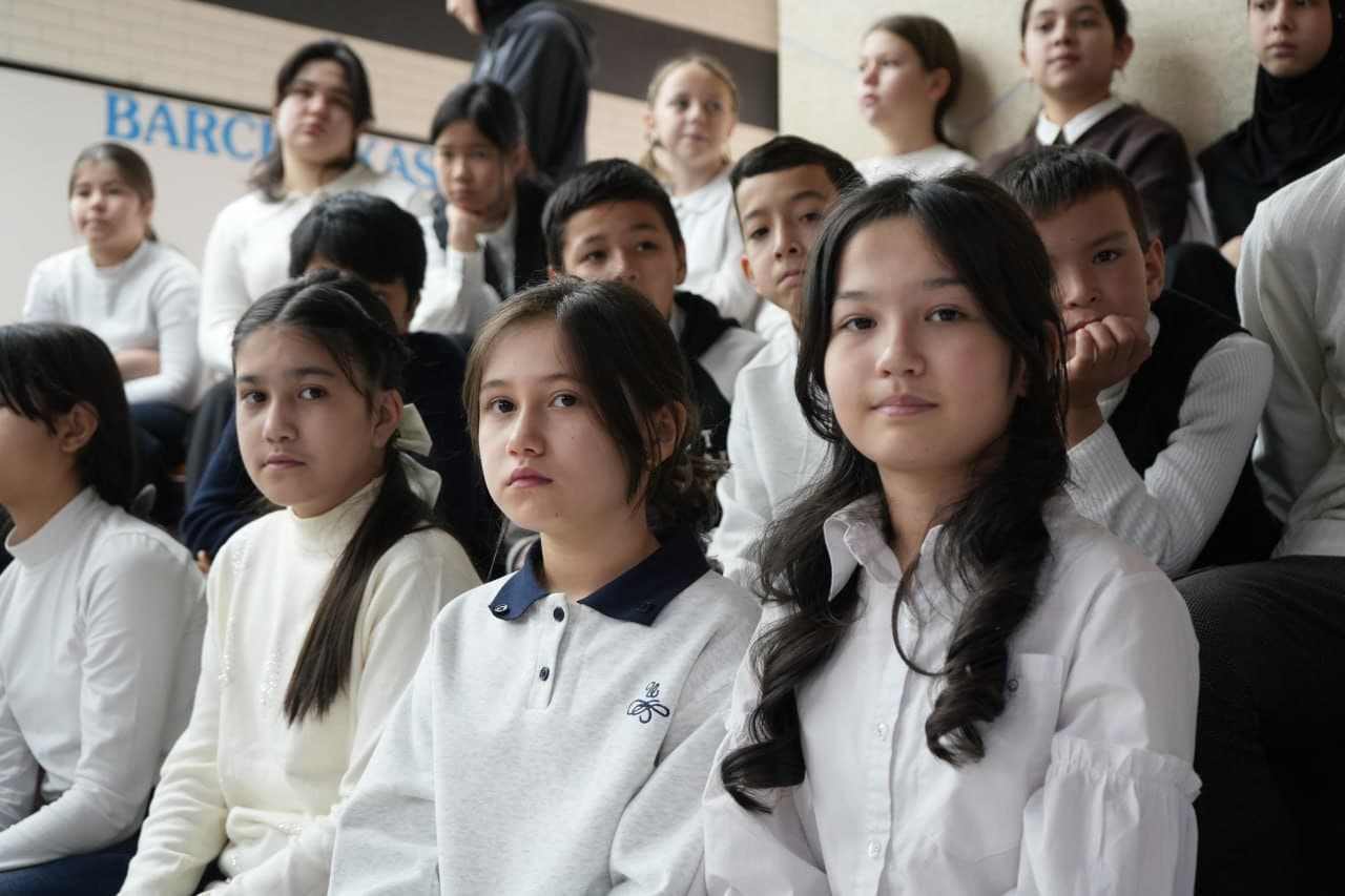 “Milliy armiya-Ona yurt qalqoni, tinchligimiz posboni!”