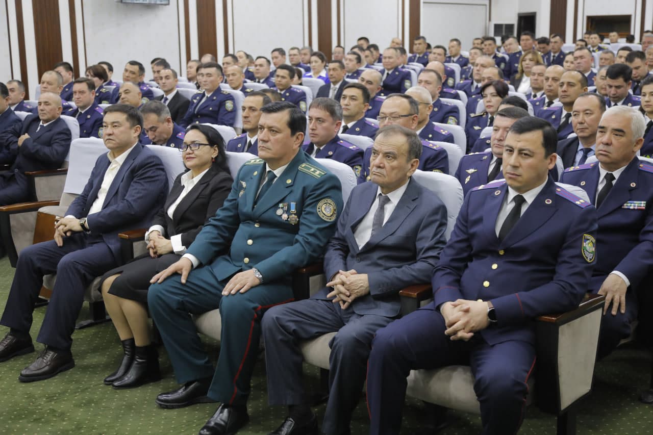 Oʻzbekiston Respublikasi Qurolli Kuchlari tashkil etilganligining 34 yilligi va Vatan himoyachilari kuni munosabati bilan Favqulodda vaziyatlar vazirligida tantanali tadbir oʻtkazildi