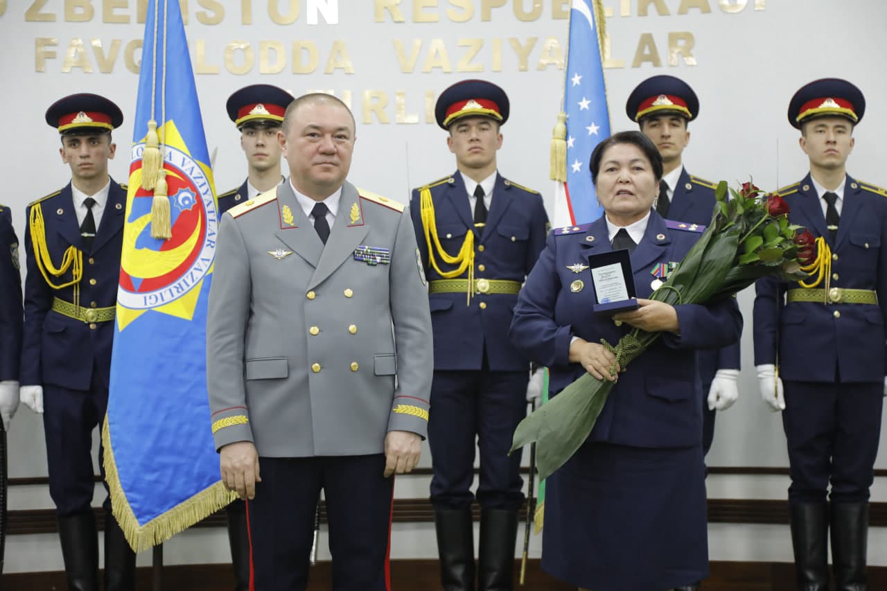 Oʻzbekiston Respublikasi Qurolli Kuchlari tashkil etilganligining 34 yilligi va Vatan himoyachilari kuni munosabati bilan Favqulodda vaziyatlar vazirligida tantanali tadbir oʻtkazildi