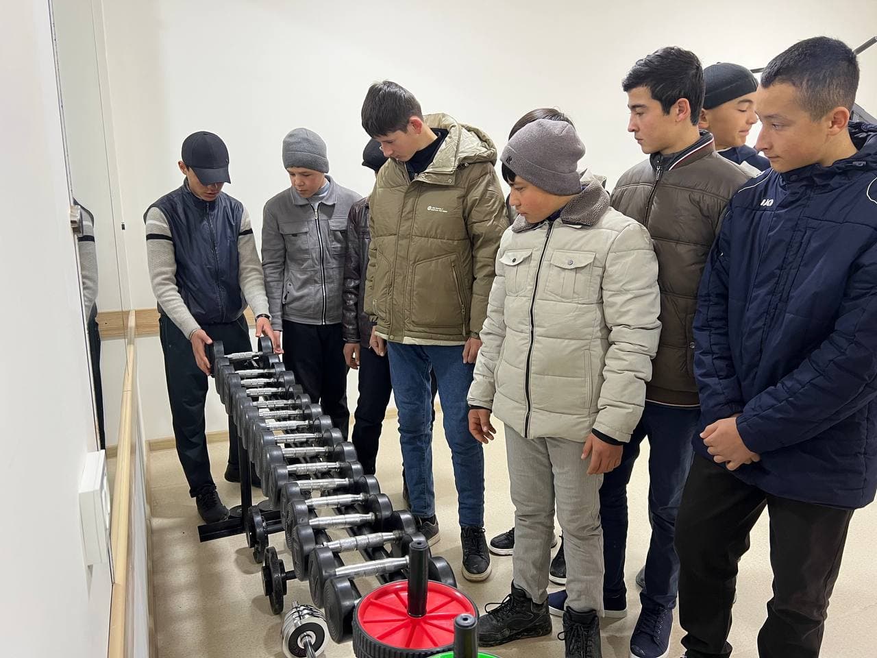 Shahrisabz "Temurbeklar maktabi" harbiy akademik litseyida "Ochiq eshiklar kuni" ma'naviy-ma'rifiy tadbiri tashkil etildi