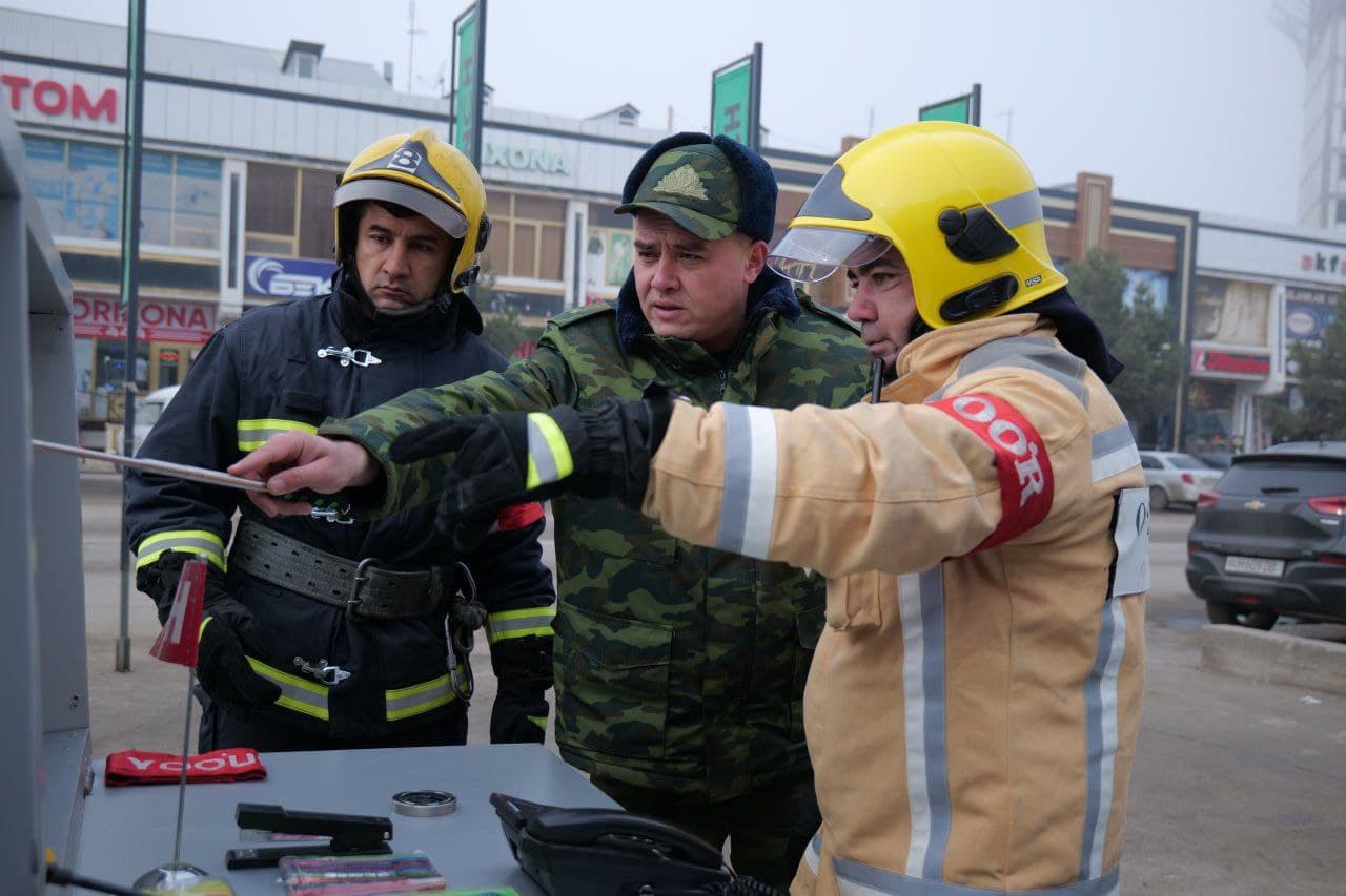 Buxoro viloyati FVB tomonidan Gʻijduvon tumanida joylashgan yirik savdo majmuasida maxsus-taktik o‘quv mashqlari o‘tkazildi