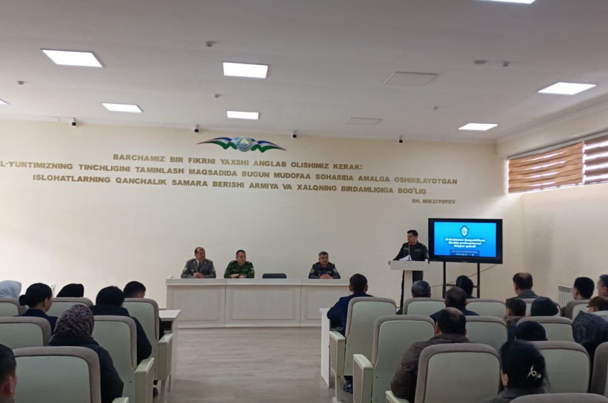 Murojaat, muloqot va yechim: Angrenda ommaviy sayyor qabul