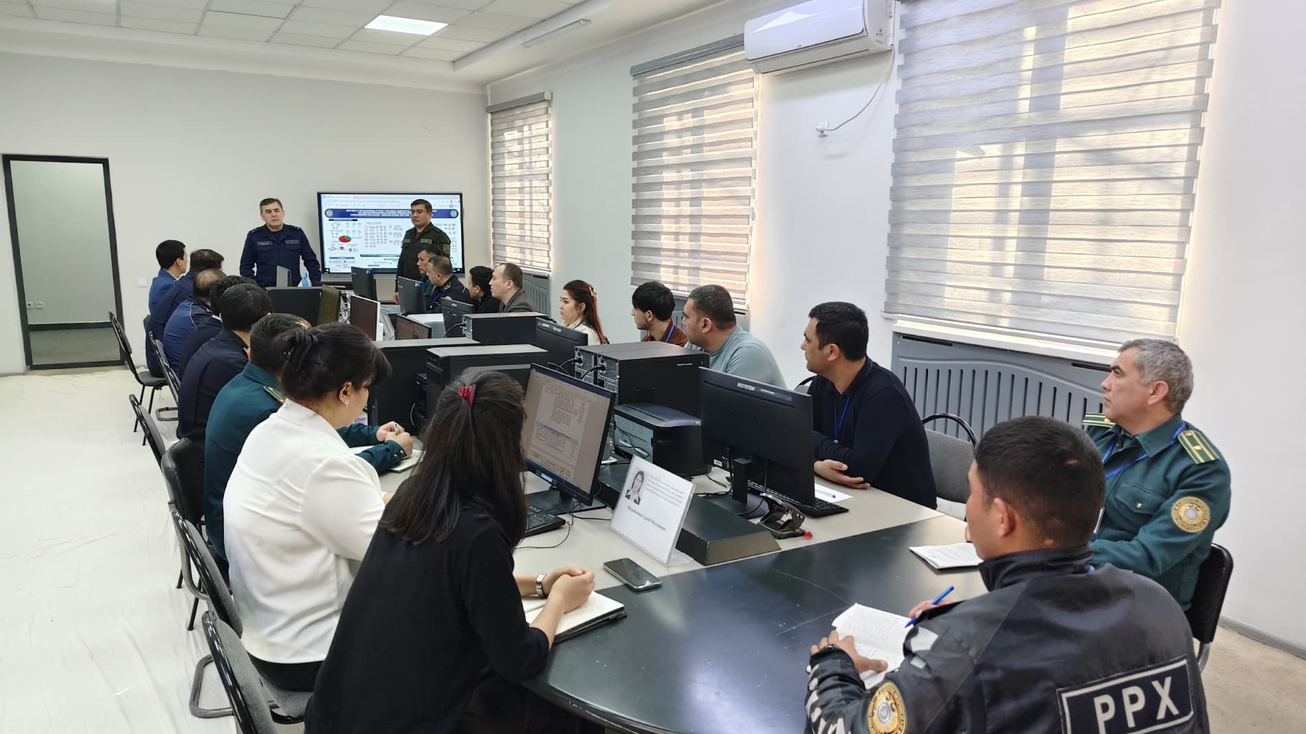 FVV tomonidan Toshkent shahar Uchtepa tumanida xavfsiz muhitni yaratish bo‘yicha olib borilayotgan ishlar muhokama qilindi hamda kelgusida amalga oshirilishi lozim bo‘lgan ishlar belgilab olindi