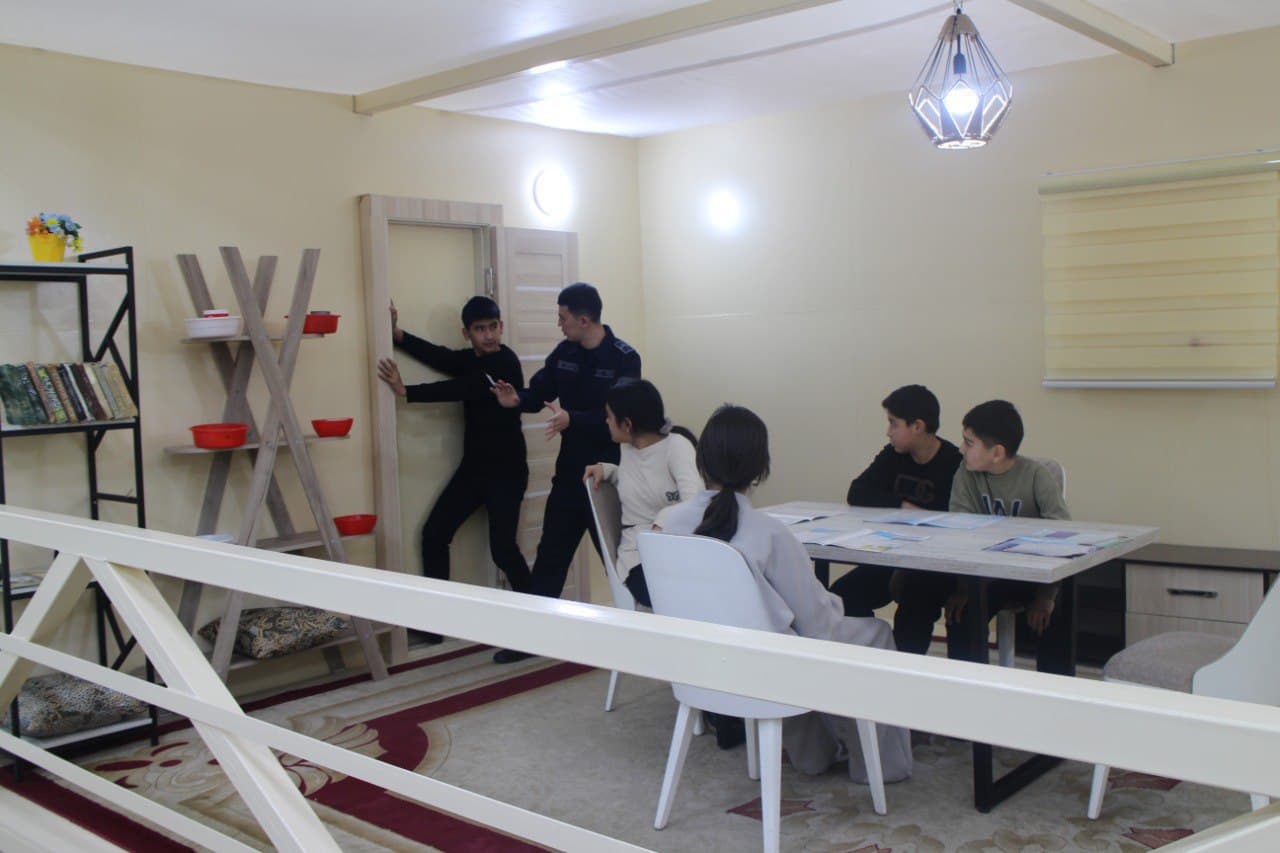 Joylarda o‘quvchi yoshlar ishtirokida "Ochiq eshiklar kuni", "Kelajak soati", "Qutqaruvchi va yoshlar" ma'naviy-ma'rifiy tadbirlari tashkil etildi