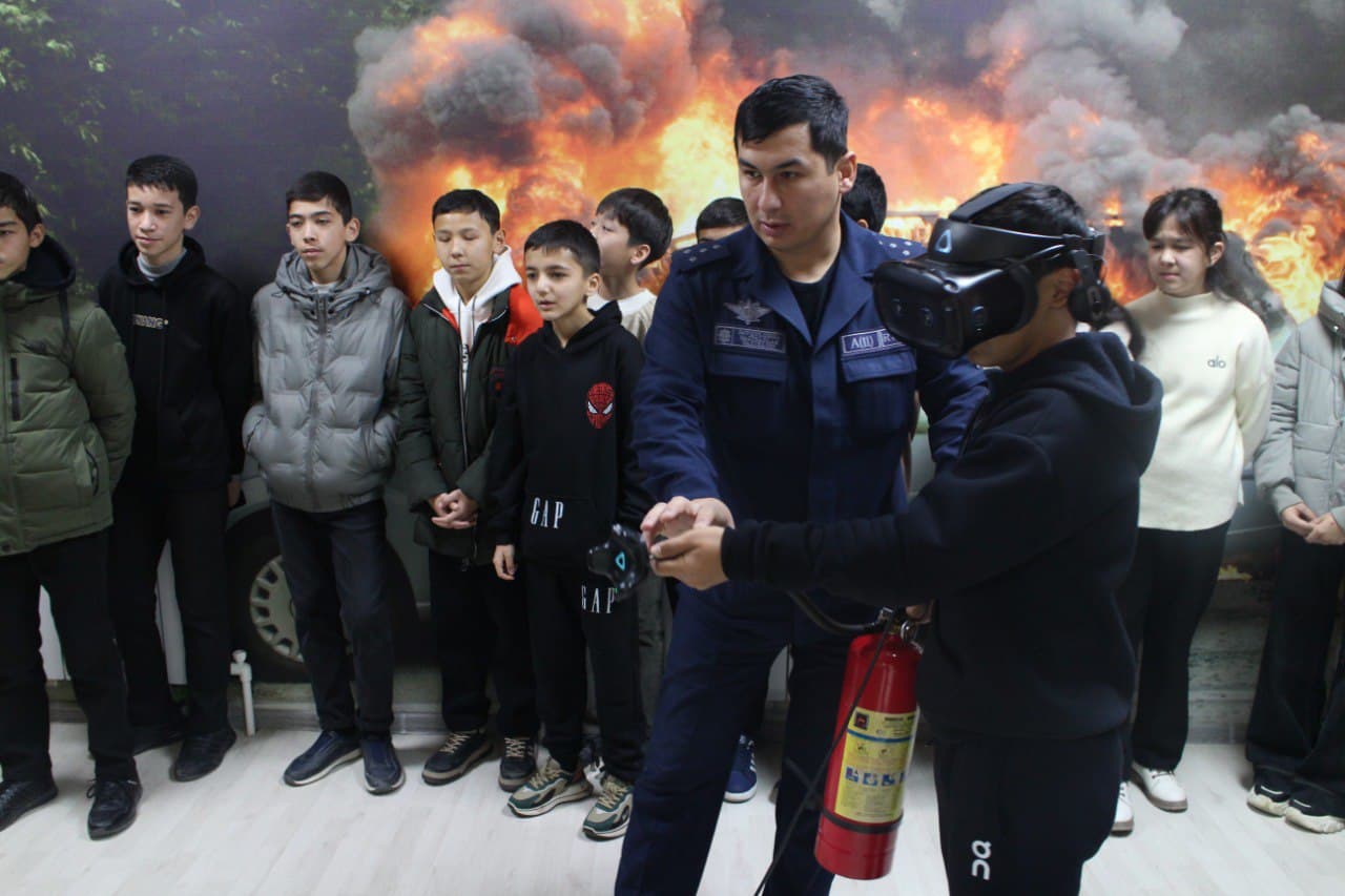 Joylarda o‘quvchi yoshlar ishtirokida "Ochiq eshiklar kuni", "Kelajak soati", "Qutqaruvchi va yoshlar" ma'naviy-ma'rifiy tadbirlari tashkil etildi