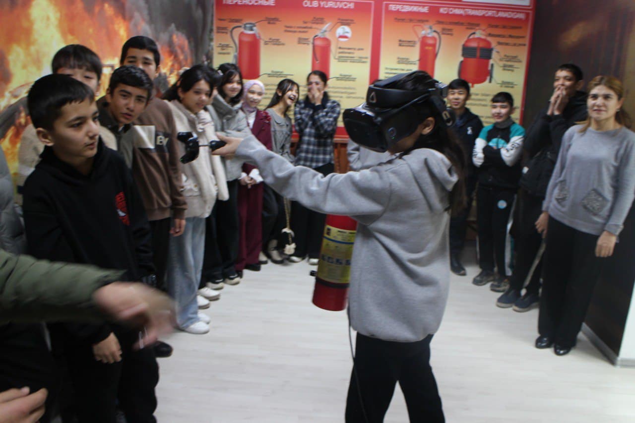 Joylarda o‘quvchi yoshlar ishtirokida "Ochiq eshiklar kuni", "Kelajak soati", "Qutqaruvchi va yoshlar" ma'naviy-ma'rifiy tadbirlari tashkil etildi