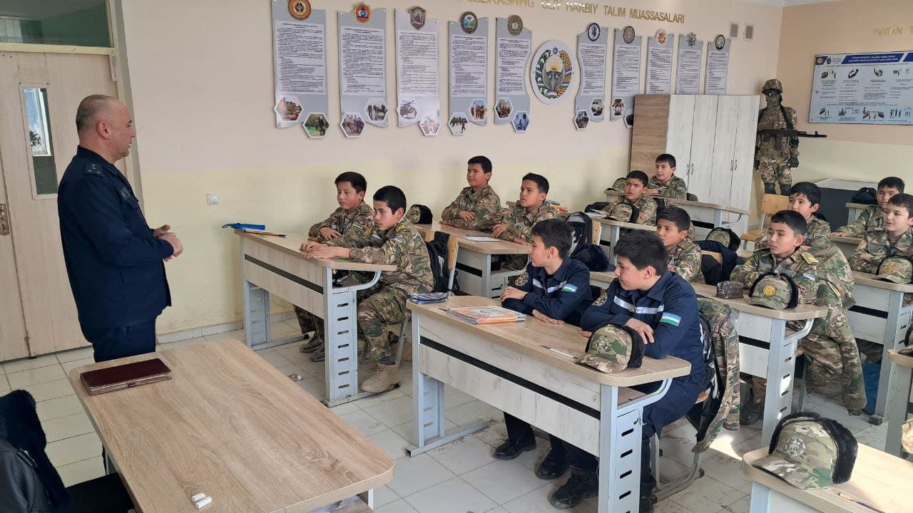 Joylarda o‘quvchi yoshlar ishtirokida "Ochiq eshiklar kuni", "Kelajak soati", "Qutqaruvchi va yoshlar" ma'naviy-ma'rifiy tadbirlari tashkil etildi