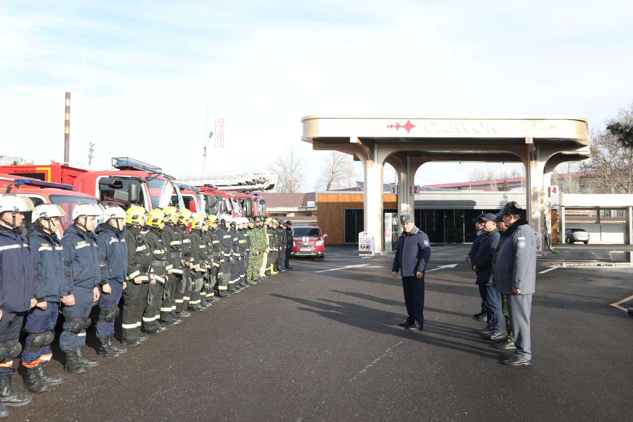 Chirchiq shahrida joylashgan yirik savdo majmuasida maxsus taktik-oʻquv mashgʻuloti oʻtkazildi