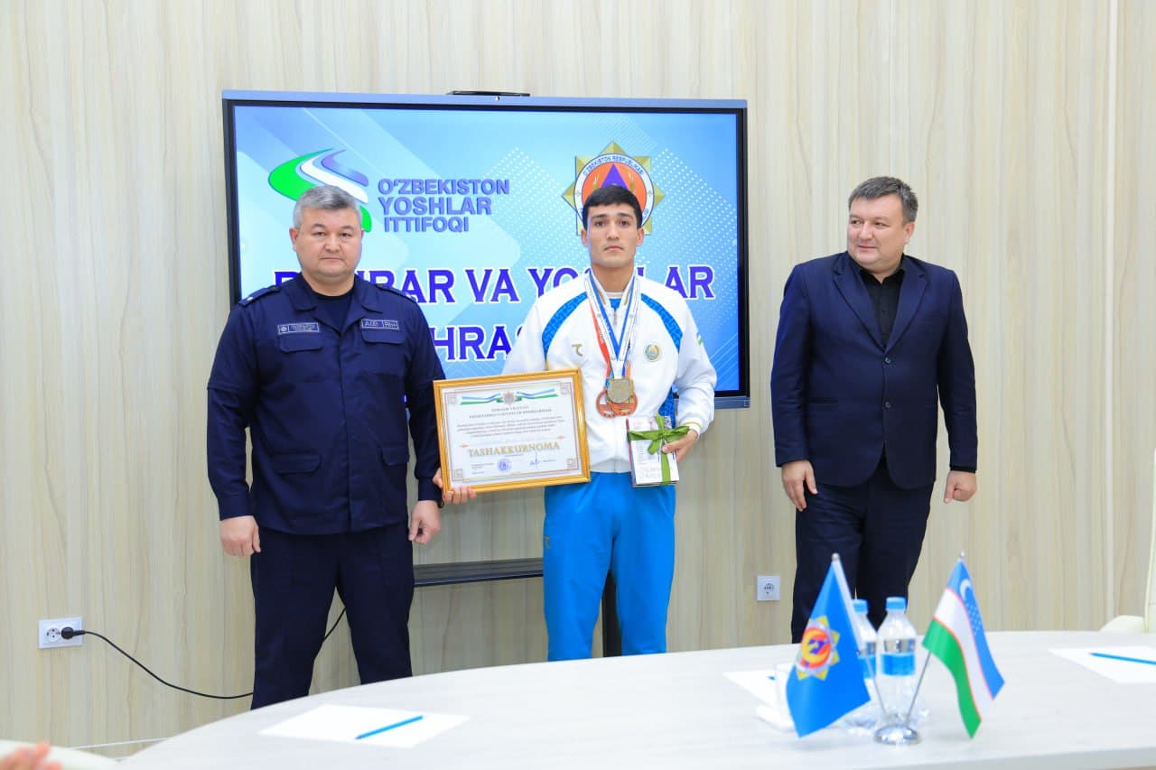 Qoraqalpog‘iston Respublikasi va Xorazm viloyati FVBlari tomonidan "Uch avlod" va "Rahbar va yoshlar" uchrashuvlari ma'naviy -ma'rifiy tadbirlari o‘tkazildi