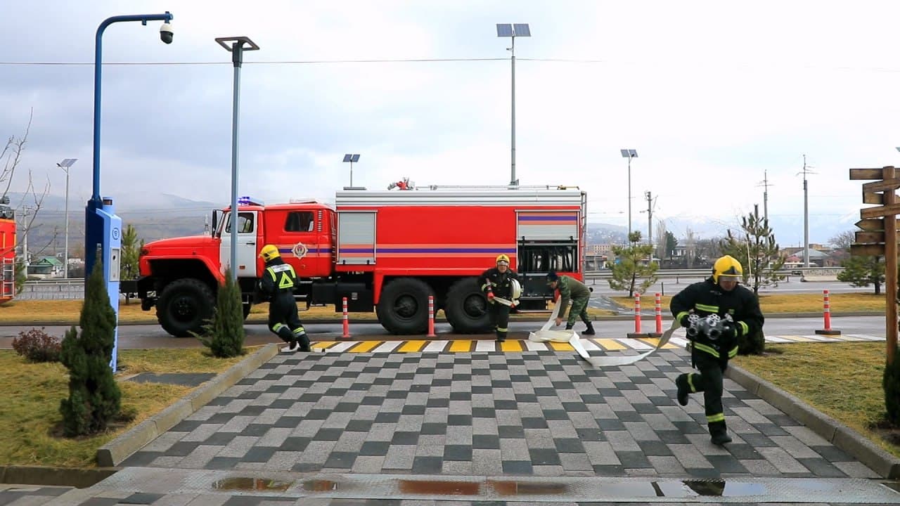 Тошкент вилояти ФВББ томонидан Бўстонлиқ туманида жойлашган Чиноркент дам олиш маскани ҳамда унинг канат йўли ҳудудида махсус-тактик ўқув машғулоти ўтказилди