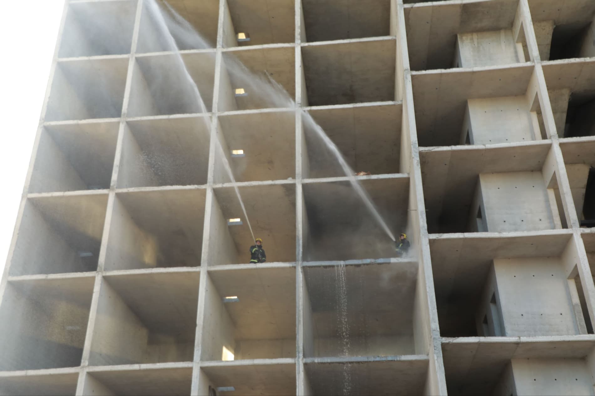 Сурхондарё вилояти ФВБ бошчилигида Термиз шаҳрида жойлашган қурилиши тугалланмаган объектда махсус-тактик ўқув машқи ўтказилди