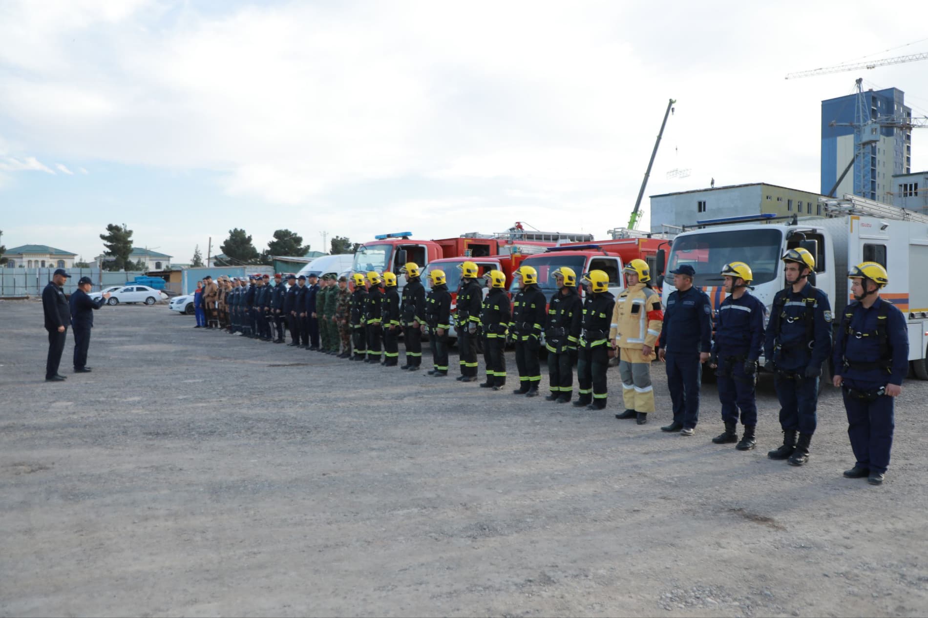 Сурхондарё вилояти ФВБ бошчилигида Термиз шаҳрида жойлашган қурилиши тугалланмаган объектда махсус-тактик ўқув машқи ўтказилди