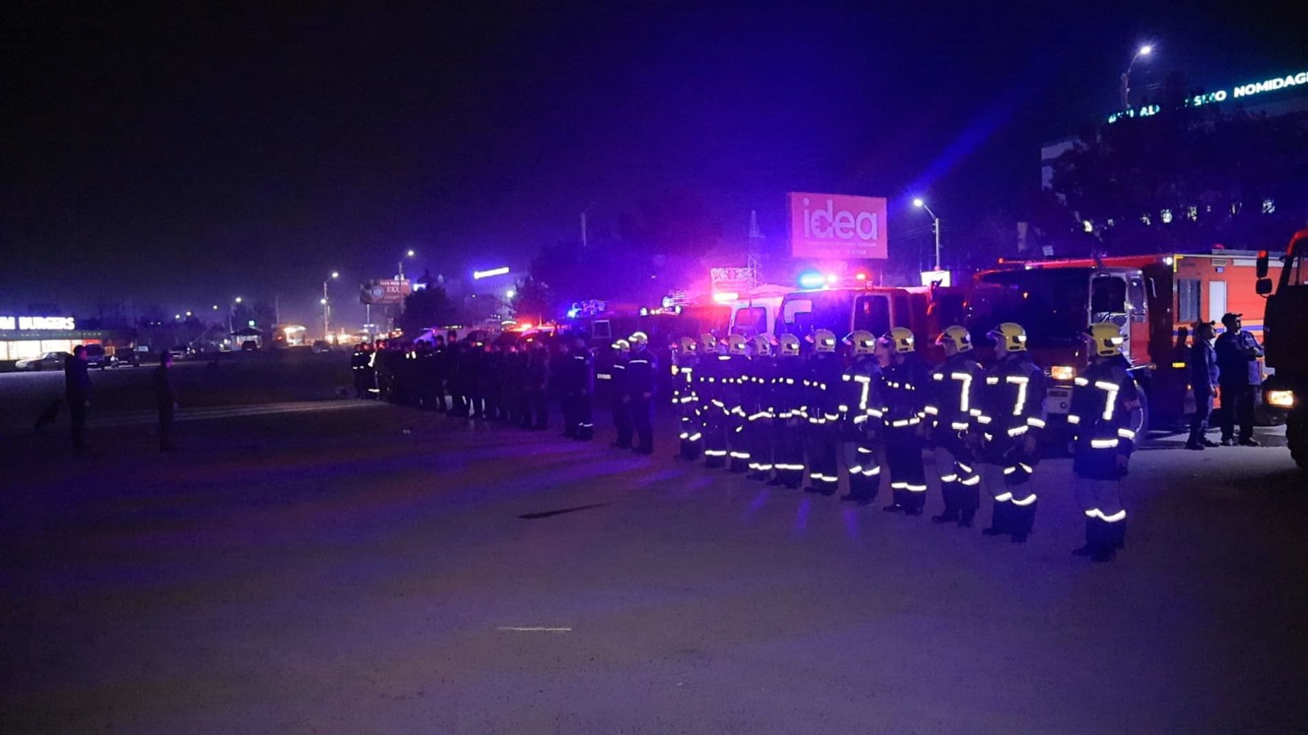 Бухоро вилояти ФВБ томонидан дахлдор ташкилотлар билан ҳамкорликда "Карвон" савдо комплексида махсус-тактик ўқув машқи ўтказилди