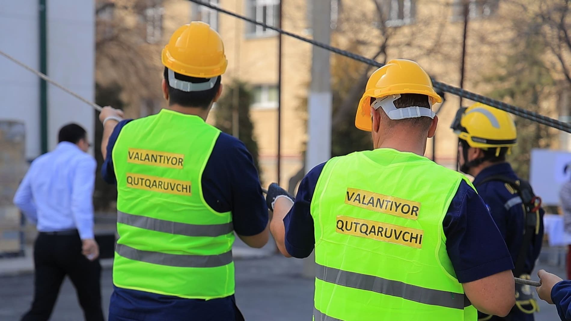 Бухоро вилояти Фавқулодда вазиятлар бошқармаси бошлиғи раҳбарлигида махсус-тактик ўқув машқлари ўтказилди