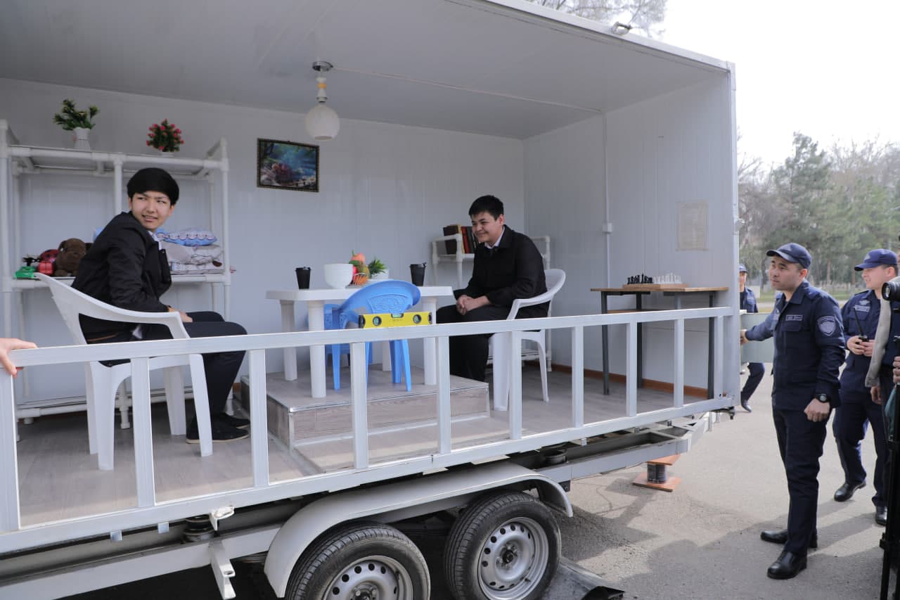 ФВВ Академиясида “Ёшлар куни” доирасида “Академияда бир куним” шиори остида “Очиқ эшиклар куни” ҳамда “Раҳбар ва ёшлар” учрашуви тадбирлари бўлиб ўтди.