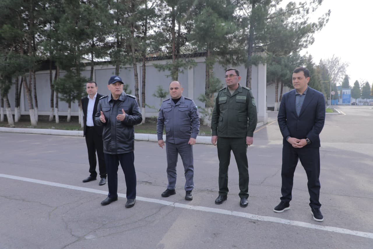 ФВВ Академиясида “Ёшлар куни” доирасида “Академияда бир куним” шиори остида “Очиқ эшиклар куни” ҳамда “Раҳбар ва ёшлар” учрашуви тадбирлари бўлиб ўтди.