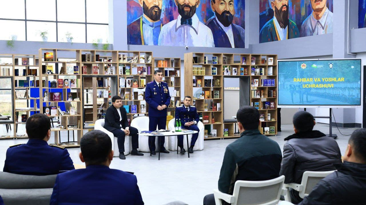 Навоий вилояти Навбаҳор тумани Ёшлар марказида “Раҳбар ва ёшлар” учрашуви ўтказилди