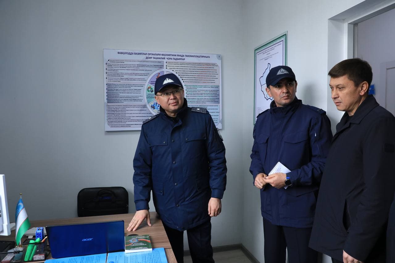 Фавқулодда вазиятлар вазири генерал-майор А.И.Икрамов Наманган вилоятининг бир қатор ҳудудларида аҳоли ва ҳудудларни фавқулодда вазиятлардан муҳофаза қилиш тадбирлари билан танишди