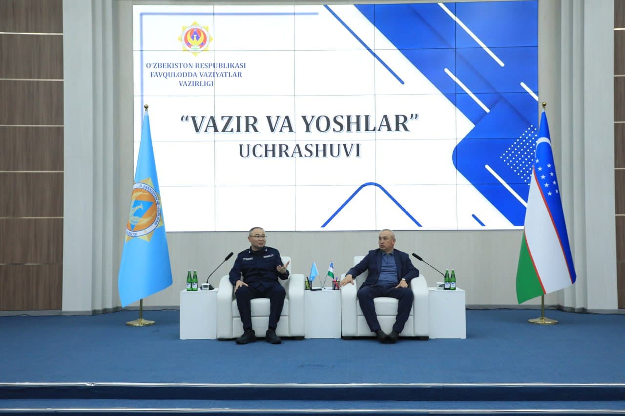 Наманганда “Вазир ва ёшлар” учрашуви бўлиб ўтди