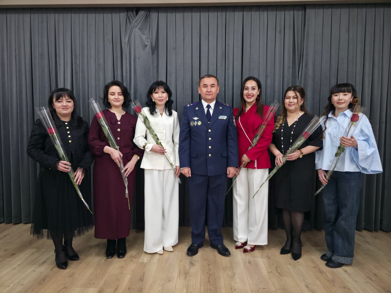 Аёл — меҳр, нафосат ва ҳаёт тимсоли