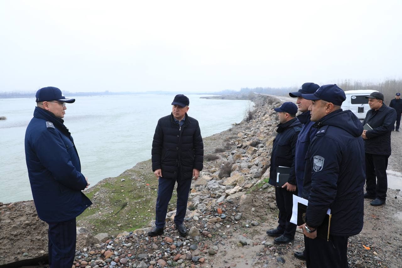Фавқулодда вазиятлар вазири генерал-майор А.И.Икрамов Наманган вилоятининг бир қатор ҳудудларида аҳоли ва ҳудудларни фавқулодда вазиятлардан муҳофаза қилиш тадбирлари билан танишди