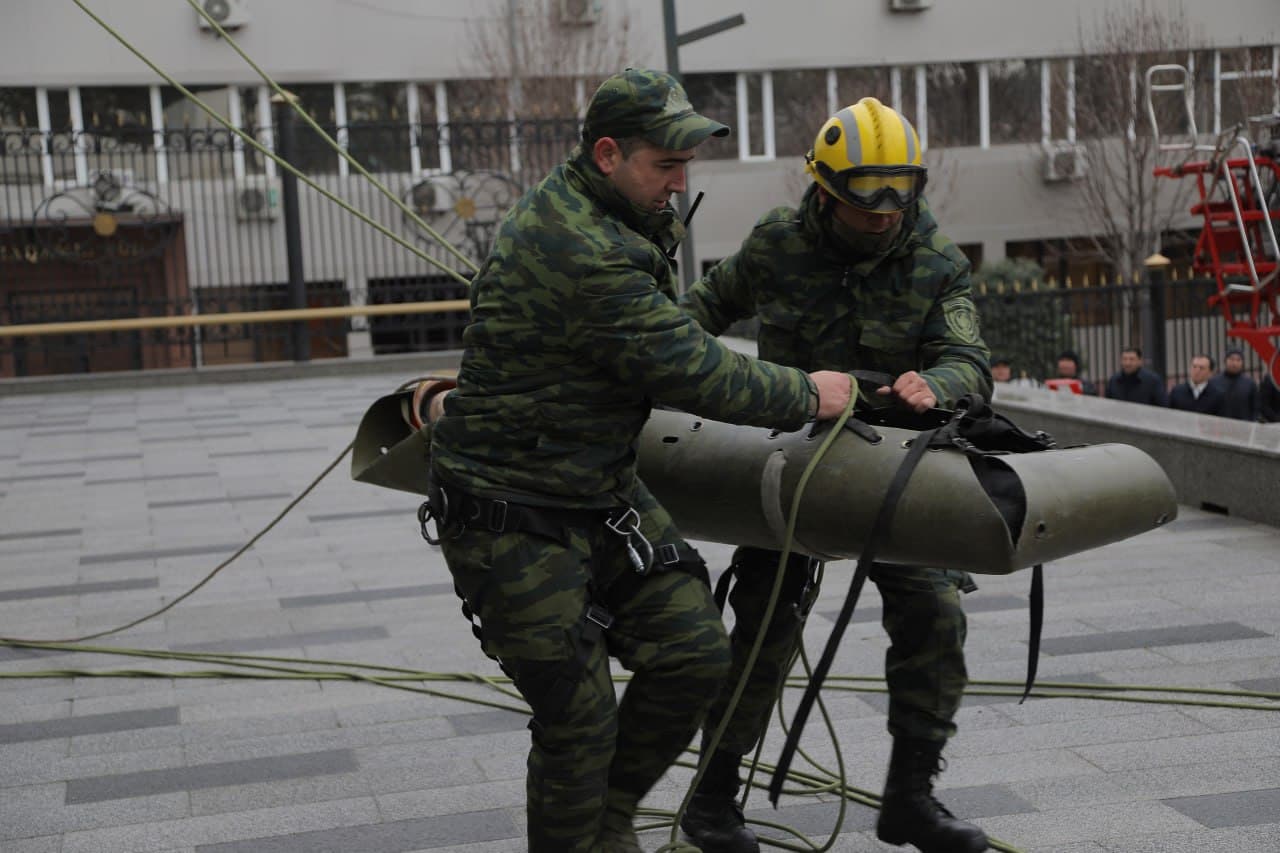 Мактабгача ва мактаб таълими вазирлиги марказий аппарати биносида ўқув машғулотлари ўтказилди