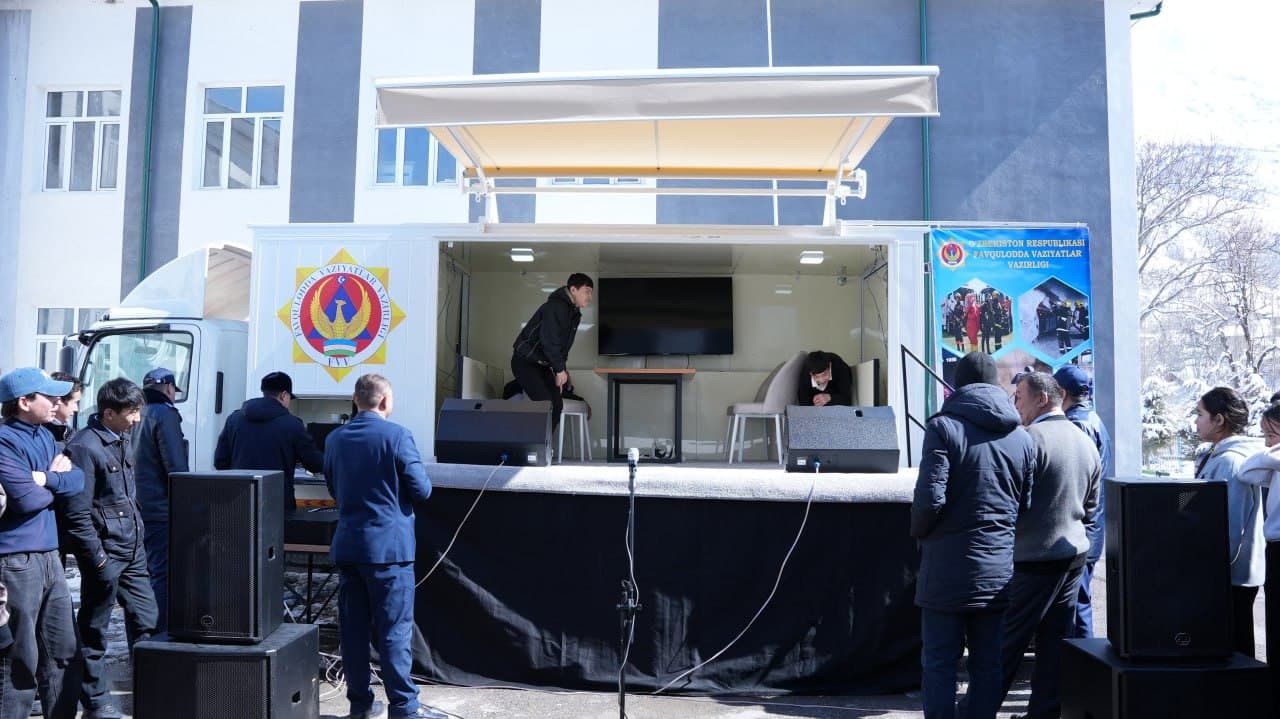 Bo‘stonliq tumanining chekka hududida joylashgan maktabda Mobil simulyatsion targ‘ibot markazi yordamida targ‘ibot tadbirlari o‘tkazildi