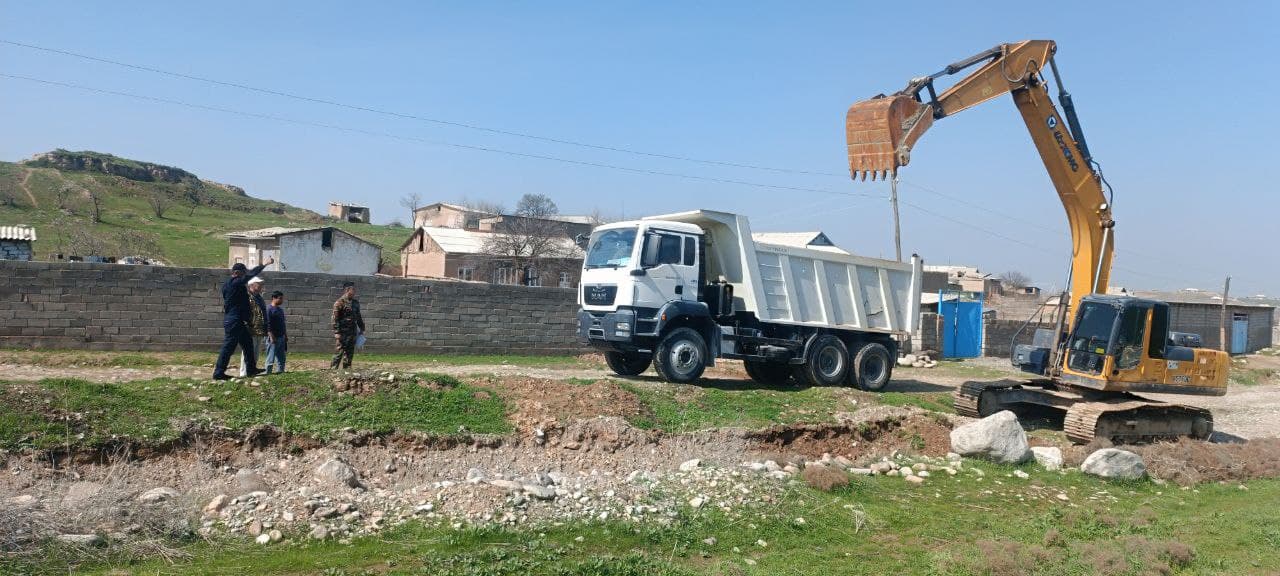 ФВВ Махсус муҳандислик-қурилиш бошқармаси томонидан Қашқадарё вилоятининг Қамаши ва Яккабоғ туманларида сел ва сув тошқинларини олдини олишга қаратилган муҳандислик тадбирлари амалга оширилди