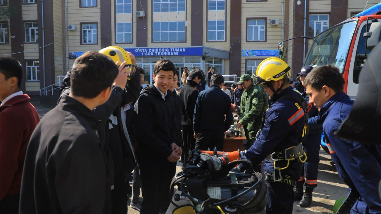 Toshkent viloyati FVBB boshlig‘i yoshlar bilan ochiq muloqot o‘tkazdi