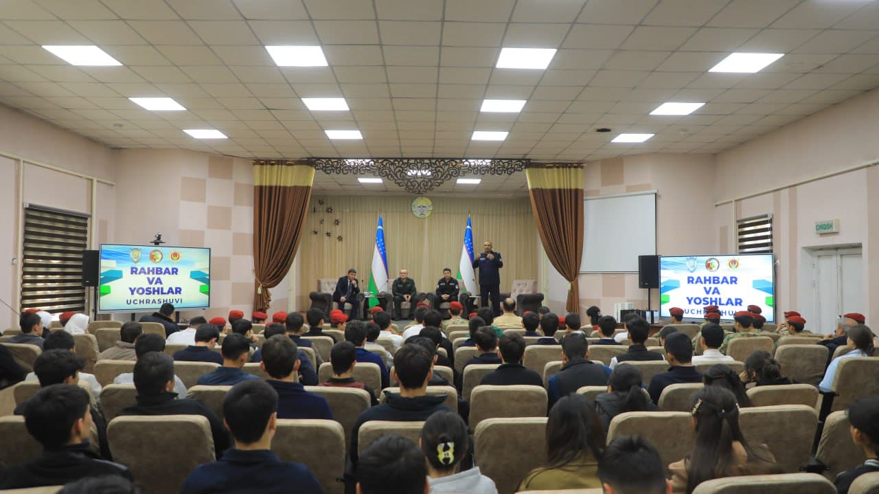 Toshkent viloyati FVBB boshlig‘i yoshlar bilan ochiq muloqot o‘tkazdi