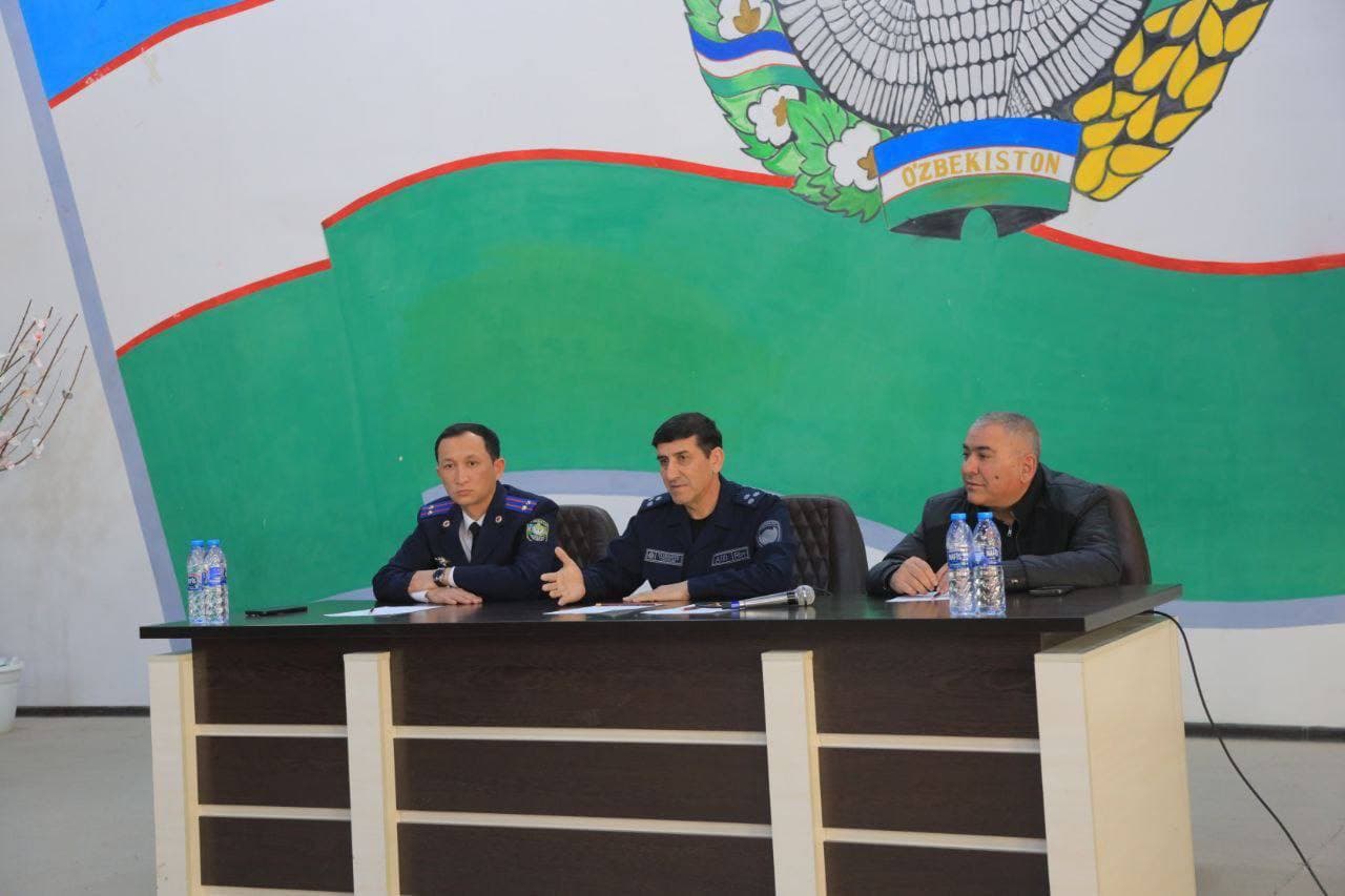 Buxoro va Namangan viloyatlari FVB boshliqlari ishtirokida “Yoshlar kuni” munosabat bilan "Rahbar va yoshlar" uchrashuvi oʻtkazildi