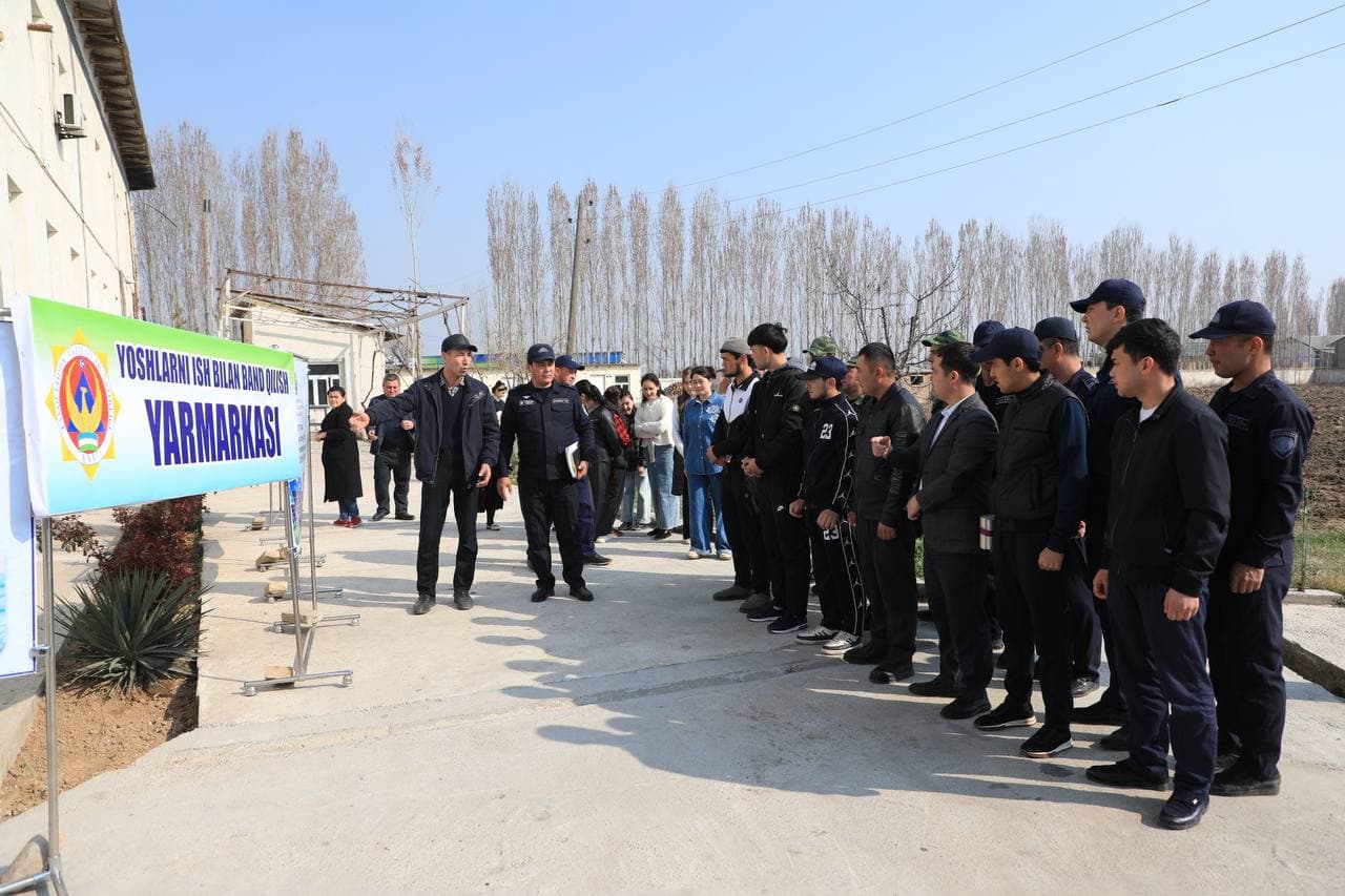 Buxoro va Namangan viloyatlari FVB boshliqlari ishtirokida “Yoshlar kuni” munosabat bilan "Rahbar va yoshlar" uchrashuvi oʻtkazildi