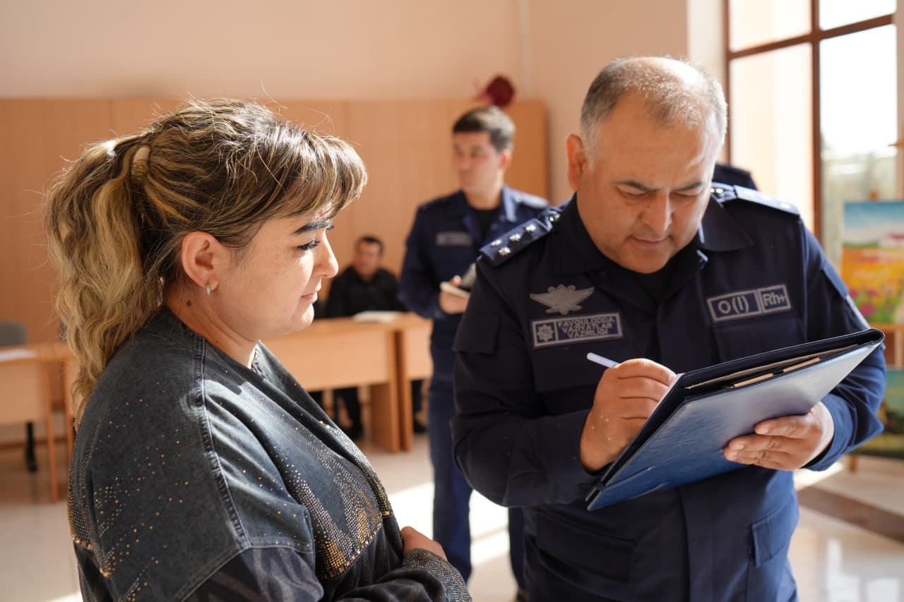 Сайёр қабул, мулоқот ва ечим