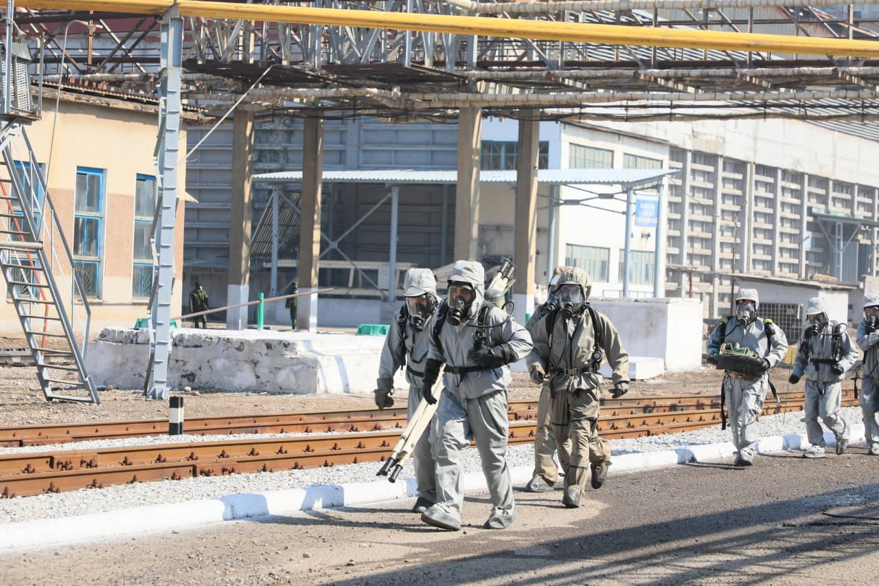 Тошкент вилояти Фавқулодда вазиятлар бош бошқармаси томонидан тегишли ташкилотлар билан ҳамкорликда “Maksam-Chirchiq” АЖ ҳудудида махсус-тактик ўқув машқи ўтказилди